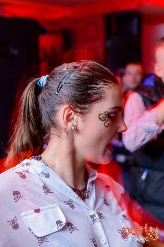 Petrecere alături de Blaga, 