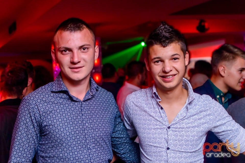 Petrecere alături de Blaga, 