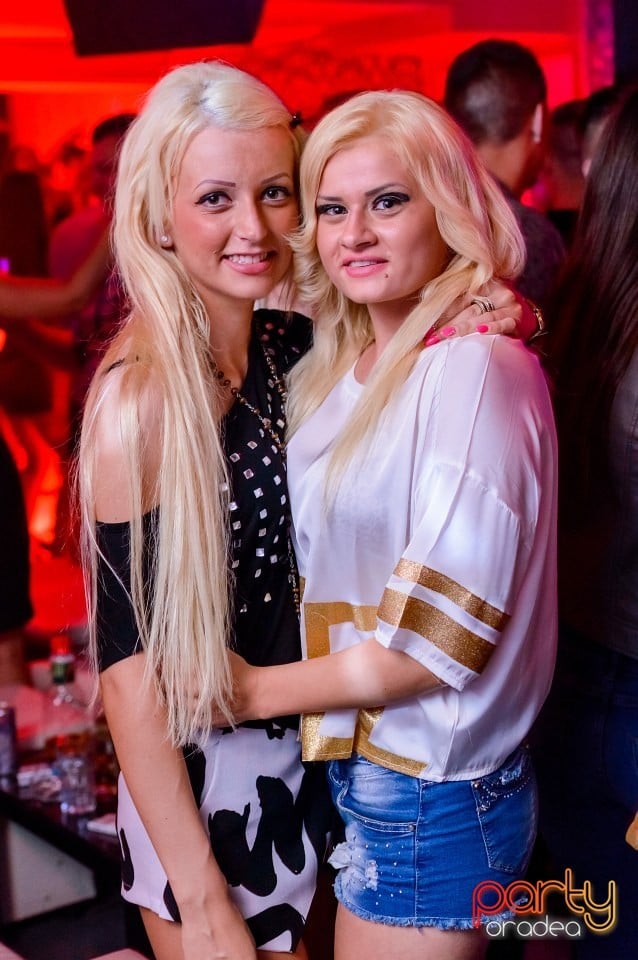 Petrecere alături de Blaga, 