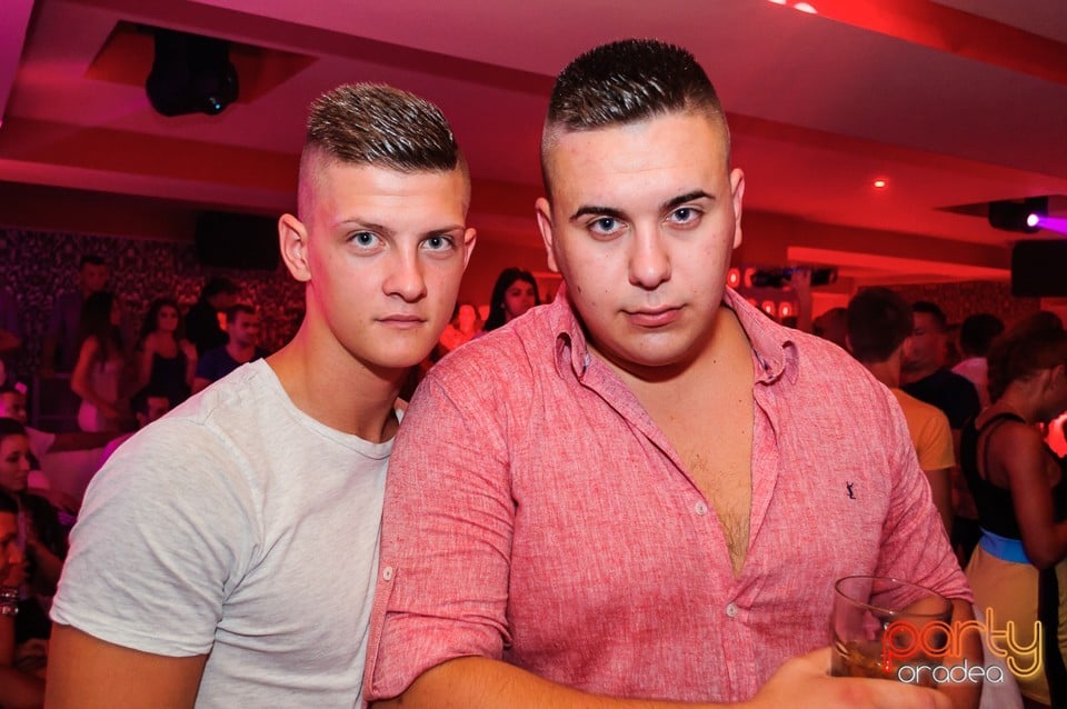 Petrecere alături de Blaga, 