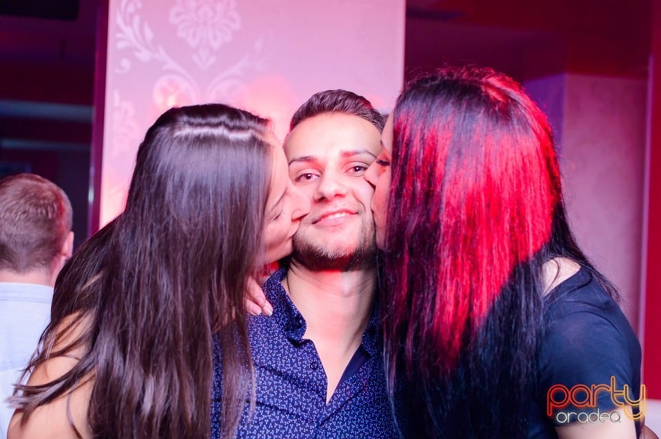 Petrecere alături de Blaga, 