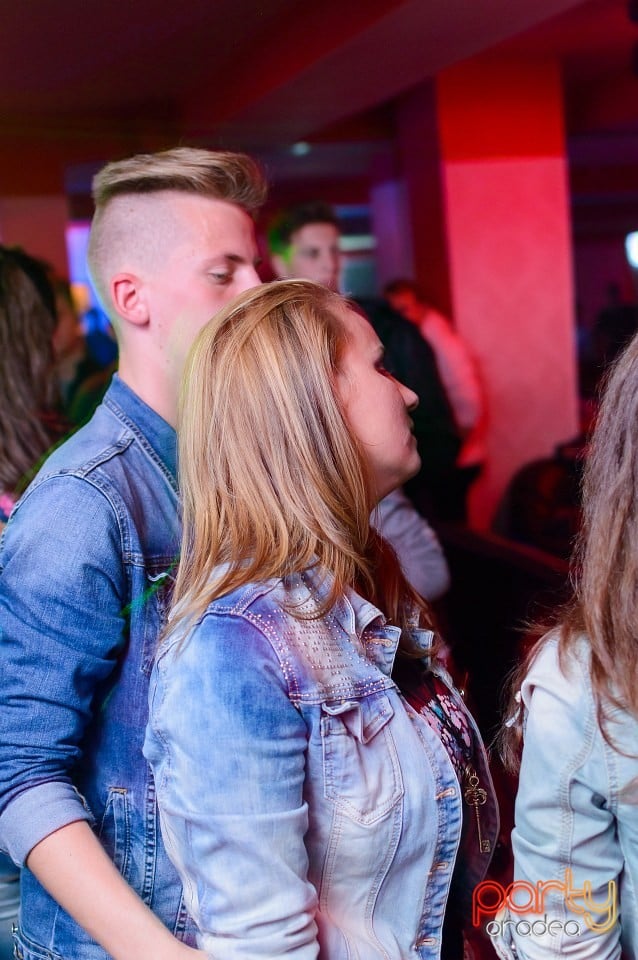 Petrecere alături de Blaga, 