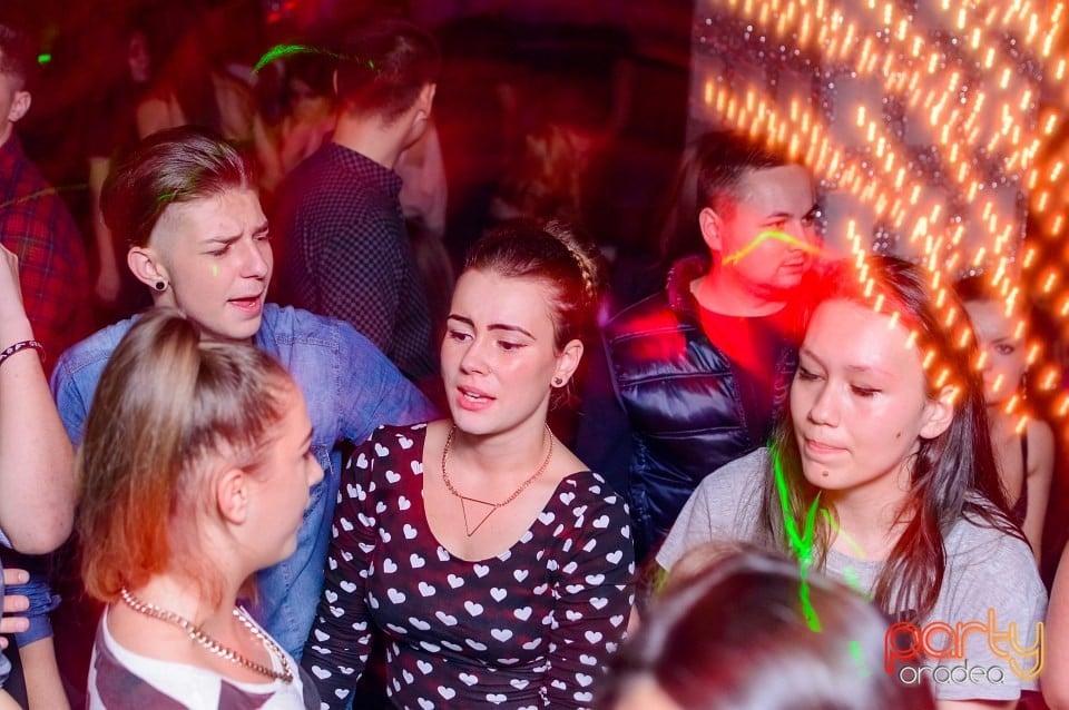 Petrecere alături de Blaga, 