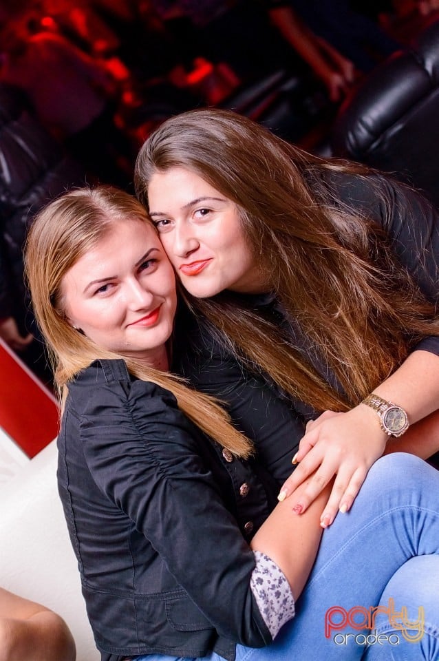 Petrecere alături de Blaga, 