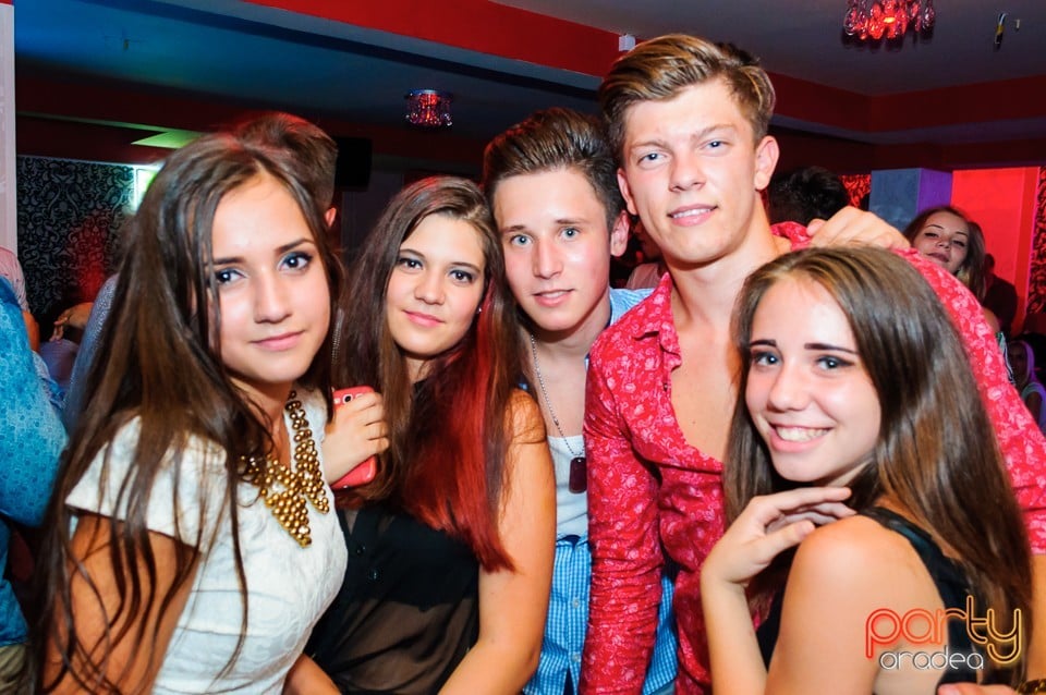 Petrecere alături de Blaga, 