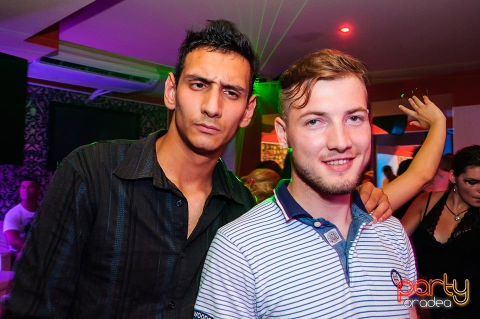 Petrecere alături de Blaga, 