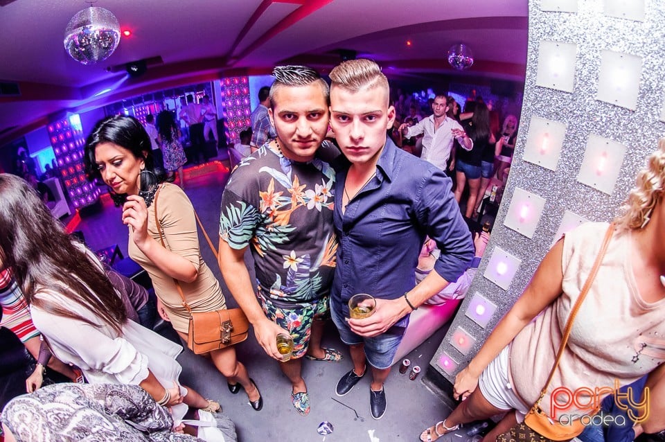 Petrecere alături de Blaga, 