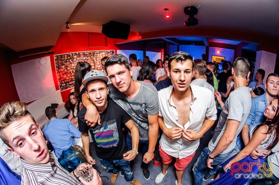 Petrecere alături de Blaga, 