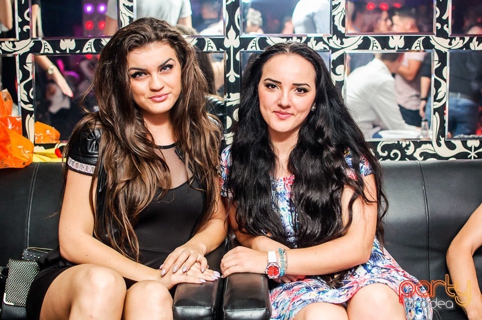 Petrecere alături de Blaga, 