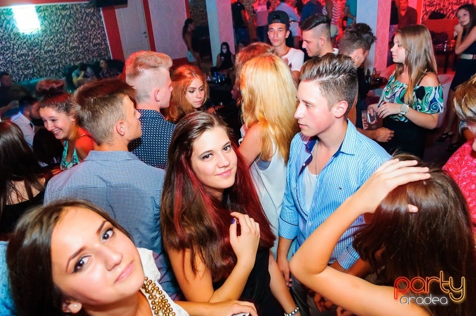 Petrecere alături de Blaga, 