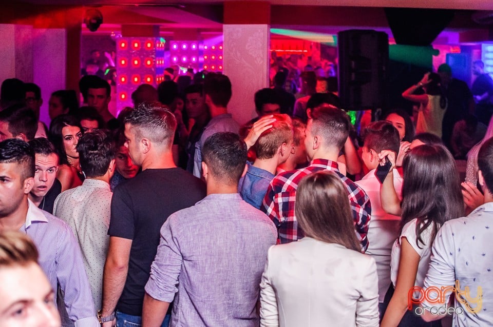 Petrecere alături de Blaga, 