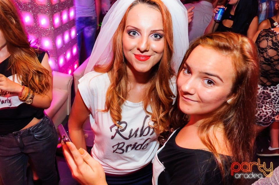 Petrecere alături de Blaga, 