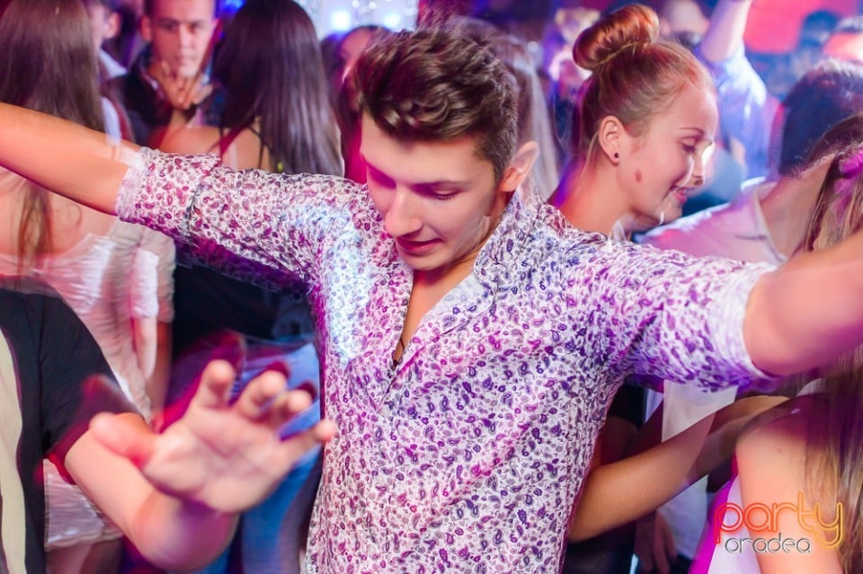 Petrecere alături de Blaga, 