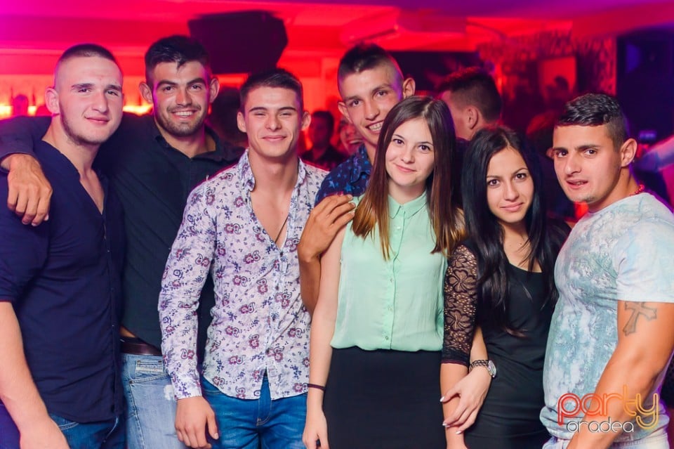 Petrecere alături de Blaga, 