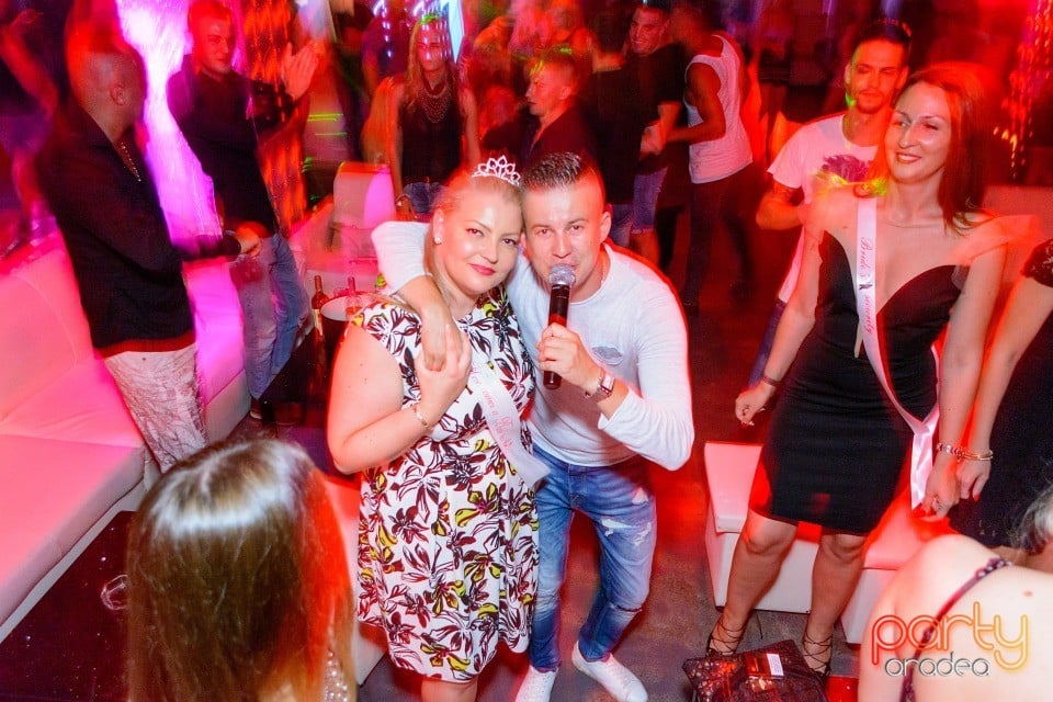 Petrecere alături de Blaga, 