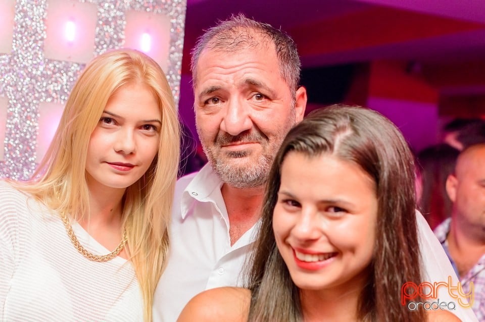 Petrecere alături de Blaga, 