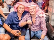 Petrecere alături de Blaga