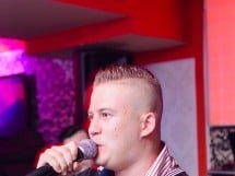 Petrecere alături de Blaga