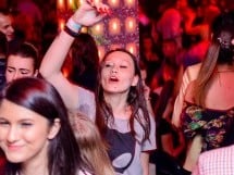 Petrecere alături de Blaga