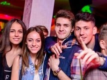 Petrecere alături de Blaga