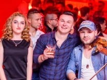 Petrecere alături de Blaga