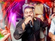 Petrecere alături de Liviu Puştiu