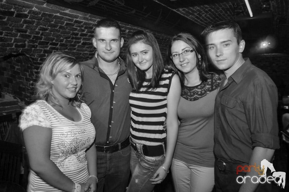 Petrecere Beer Night în Club Escape, 