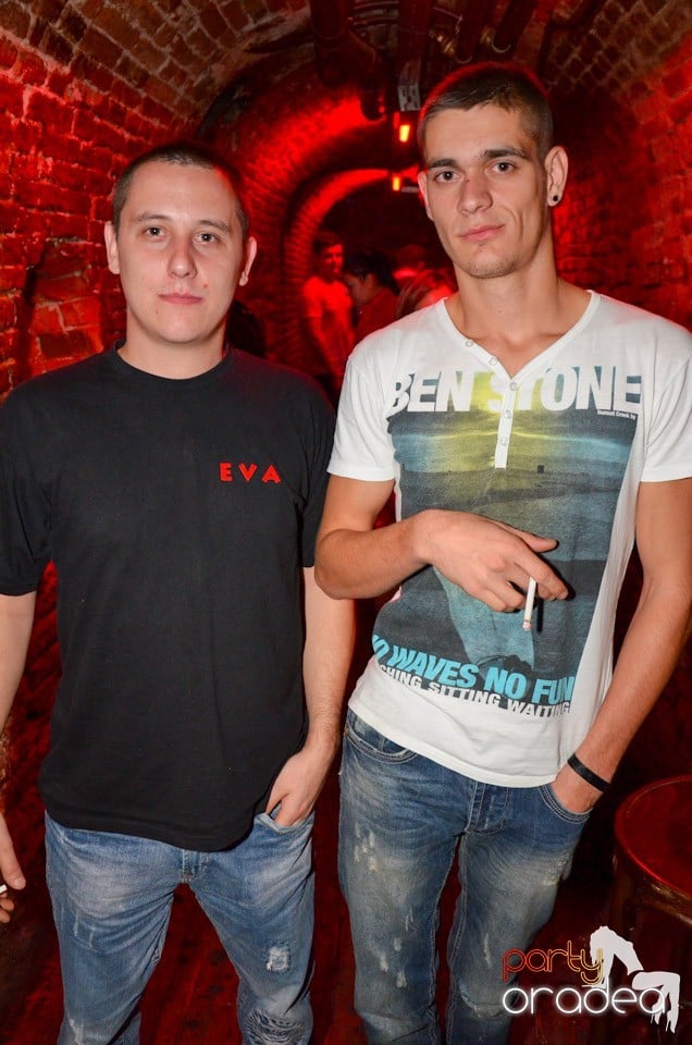 Petrecere Beer Night în Club Escape, 