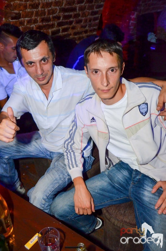 Petrecere Beer Night în Club Escape, 