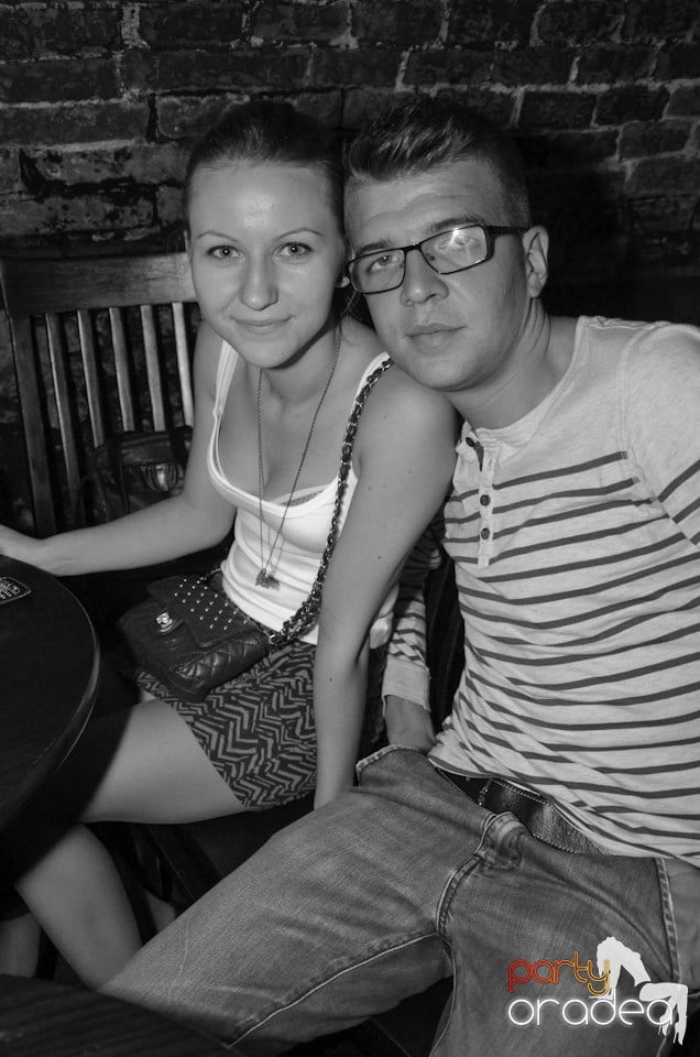 Petrecere Beer Night în Club Escape, 