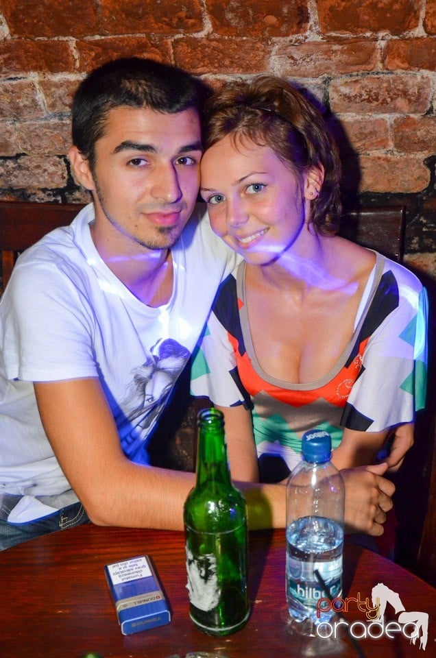 Petrecere Beer Night în Club Escape, 