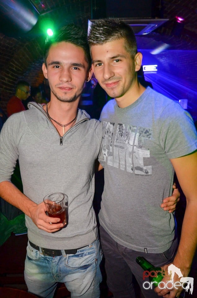 Petrecere Beer Night în Club Escape, 