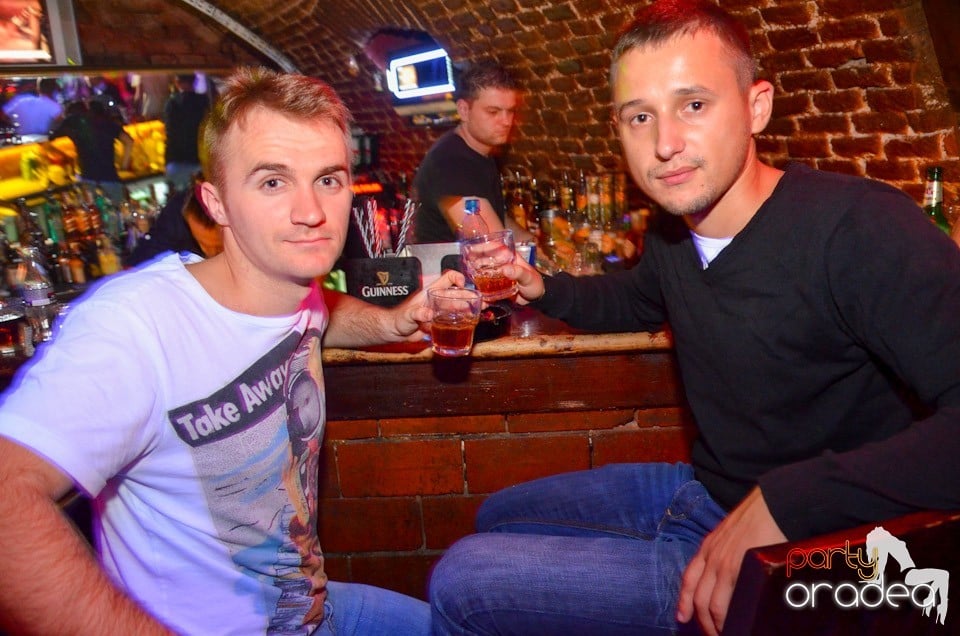 Petrecere Beer Night în Club Escape, 