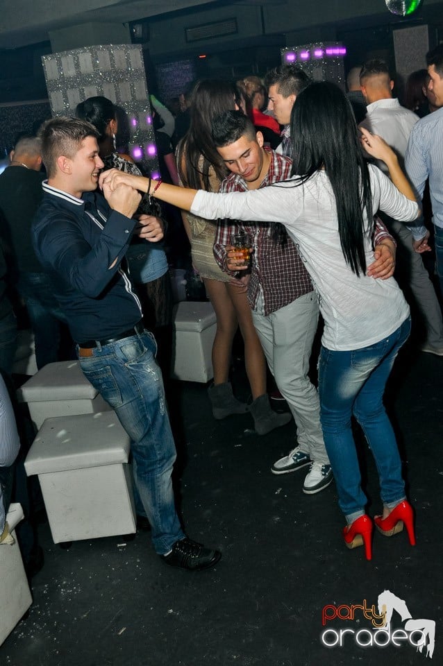 Petrecere cu Blaga de la Oradea în Club Life, 