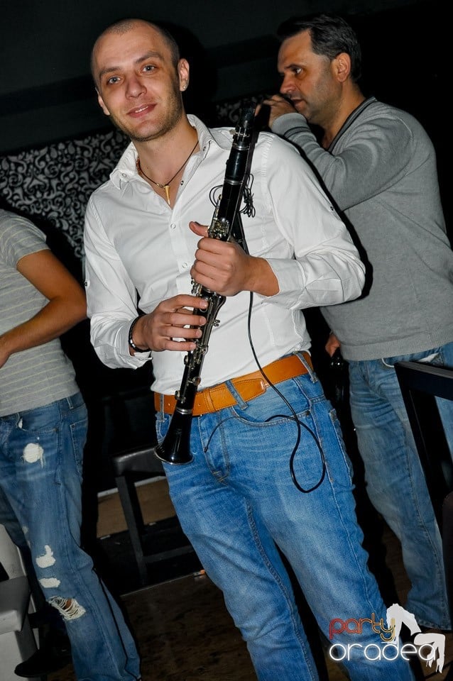 Petrecere cu Blaga de la Oradea în Club Life, 