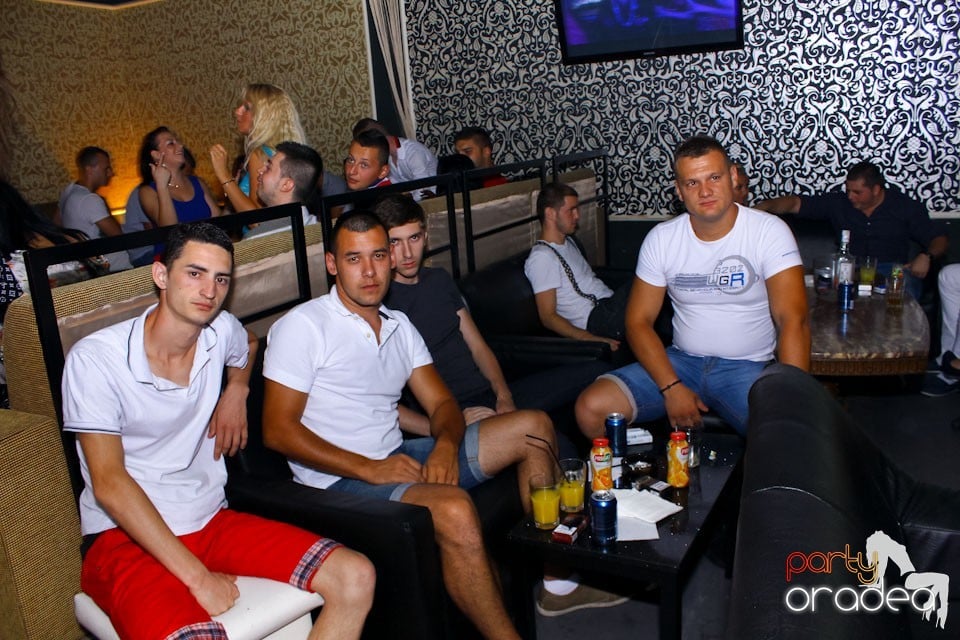 Petrecere cu Blaga de la Oradea în Life, 