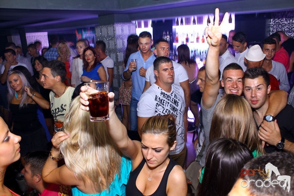 Petrecere cu Blaga de la Oradea în Life, 