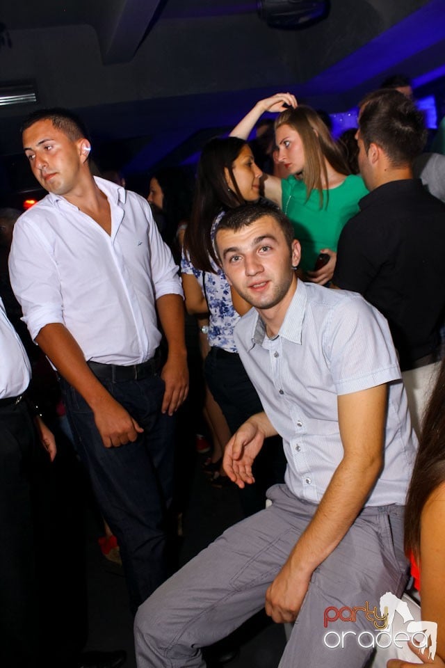 Petrecere cu Blaga de la Oradea în Life, 