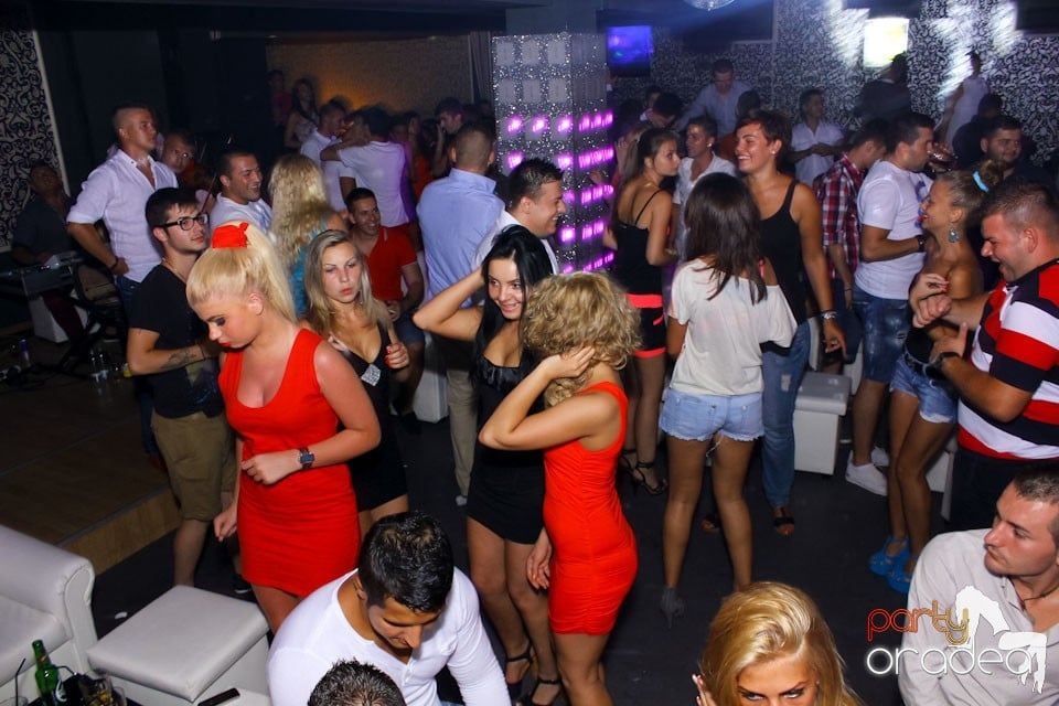 Petrecere cu Blaga de la Oradea în Life, 