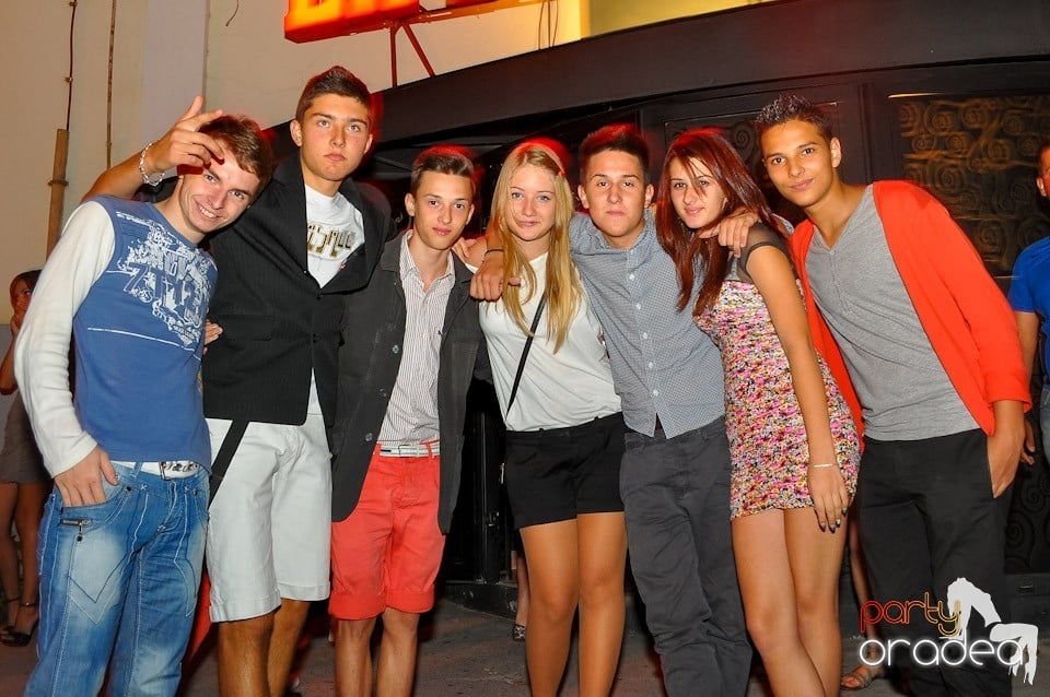 Petrecere cu Blaga de la Oradea în Life, 