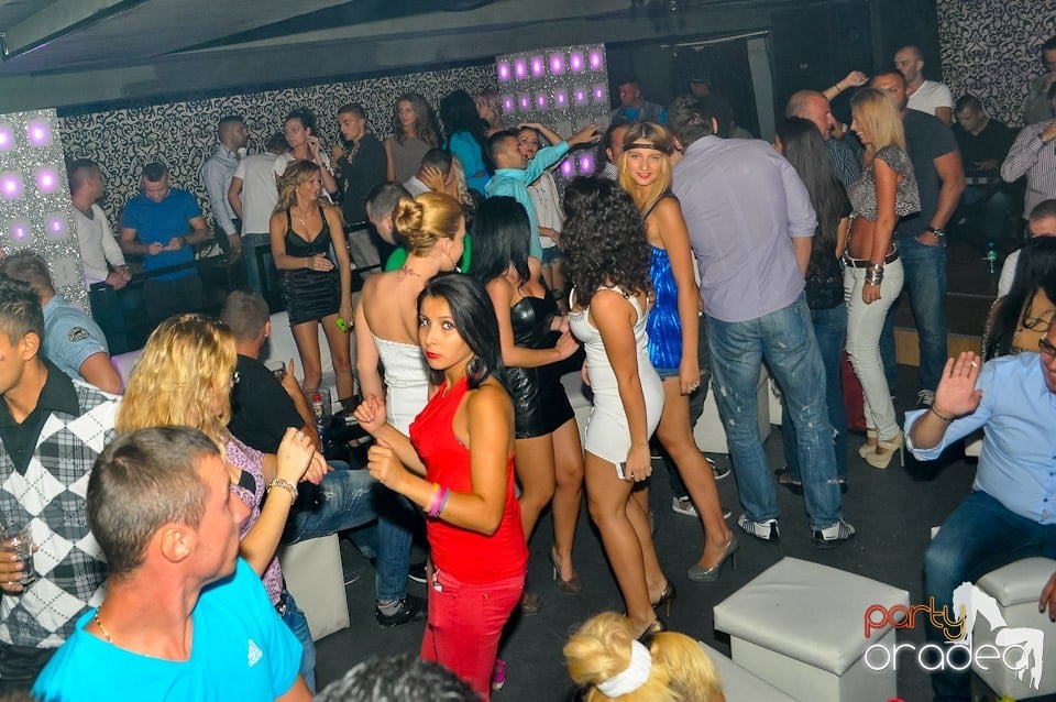 Petrecere cu Blaga de la Oradea în Life, 