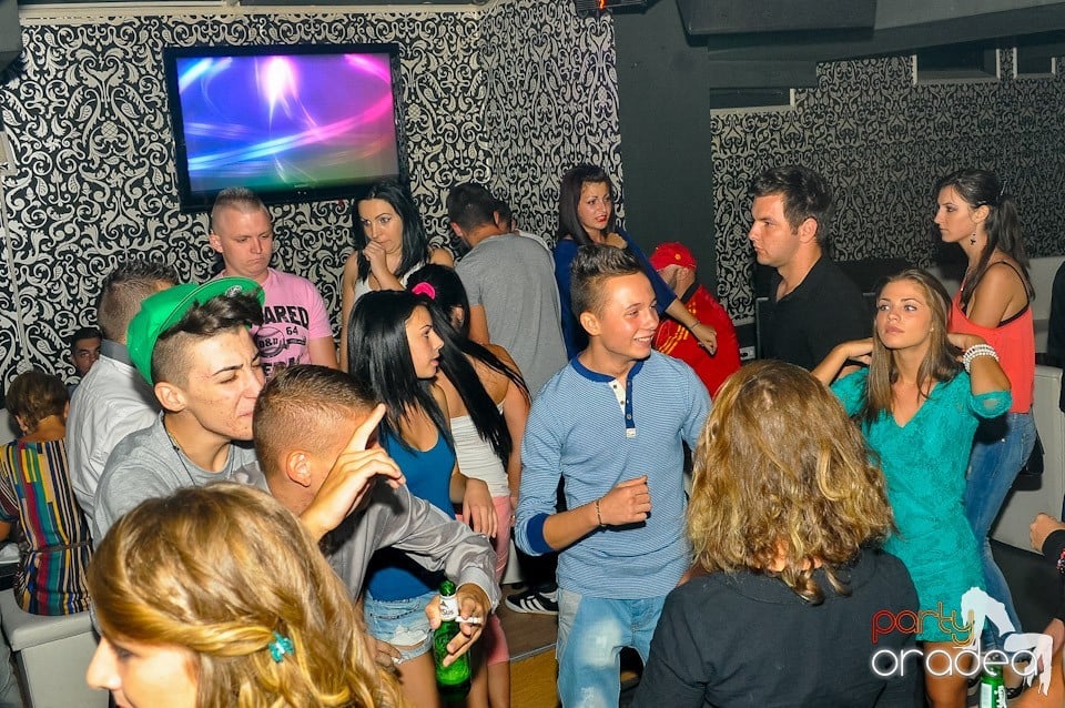 Petrecere cu Blaga de la Oradea în Life, 