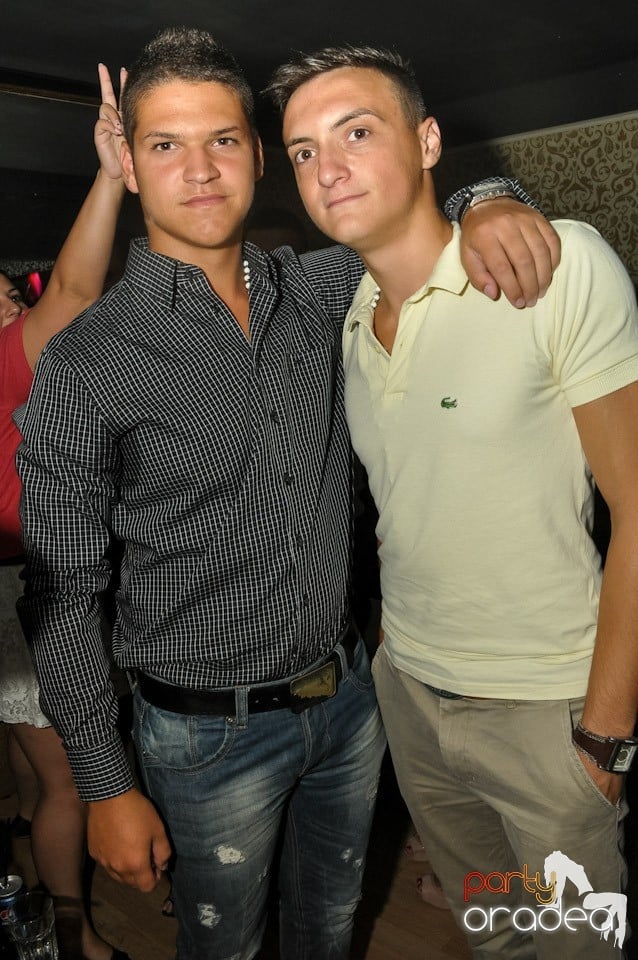 Petrecere cu Blaga de la Oradea în Life, 