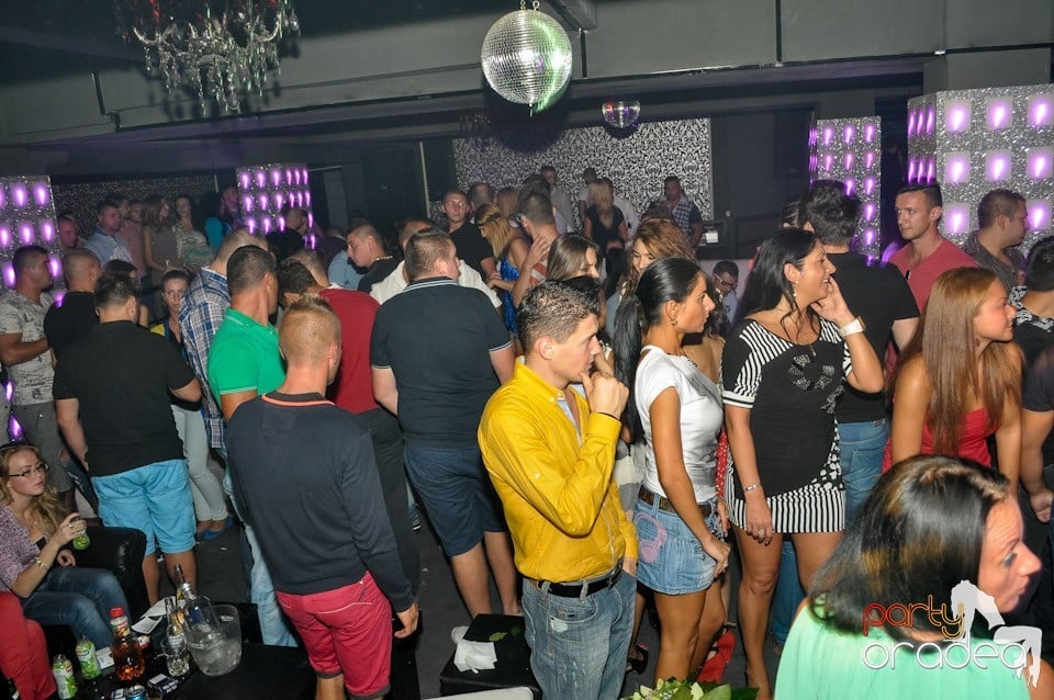 Petrecere cu Blaga de la Oradea în Life, 