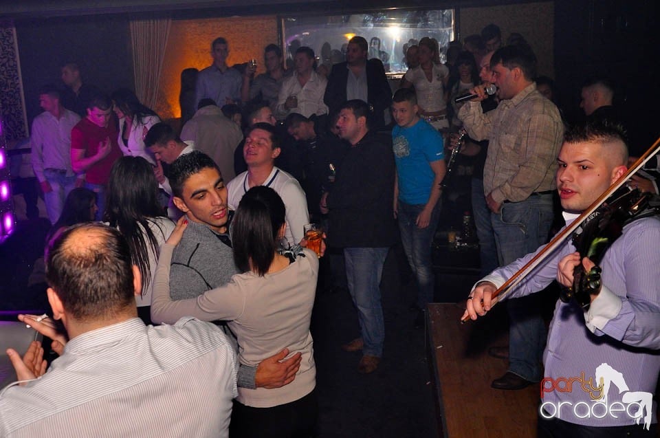 Petrecere cu Blaga de la Oradea în Life, 