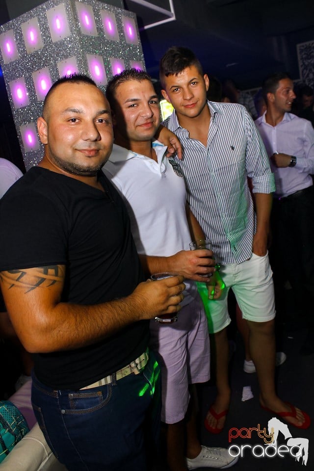 Petrecere cu Blaga în Life Club, 