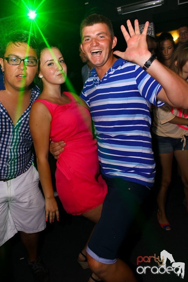 Petrecere cu Blaga în Life Club, 