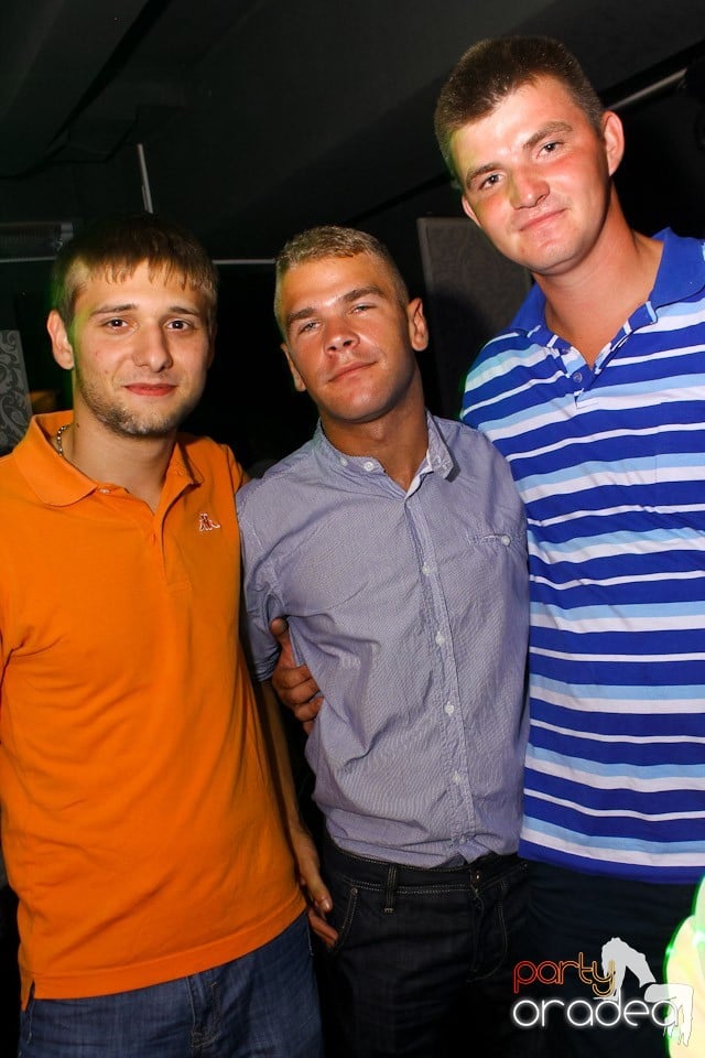 Petrecere cu Blaga în Life Club, 