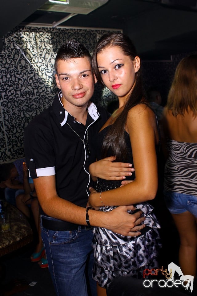 Petrecere cu Blaga în Life Club, 