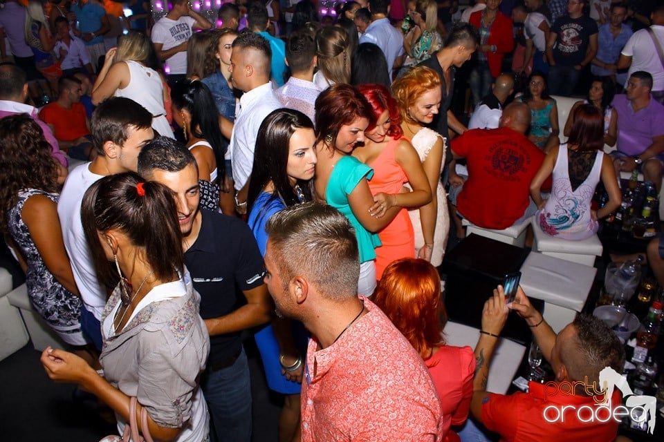 Petrecere cu Blaga în Life Club, 